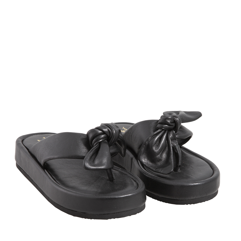 Tosca Blu Studio - Lignano Leather low heel flip-flop with bow